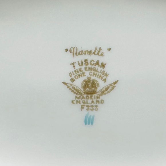 Tuscan Nanette Oval Serving Bowl Bone China England - Picture 5 of 5